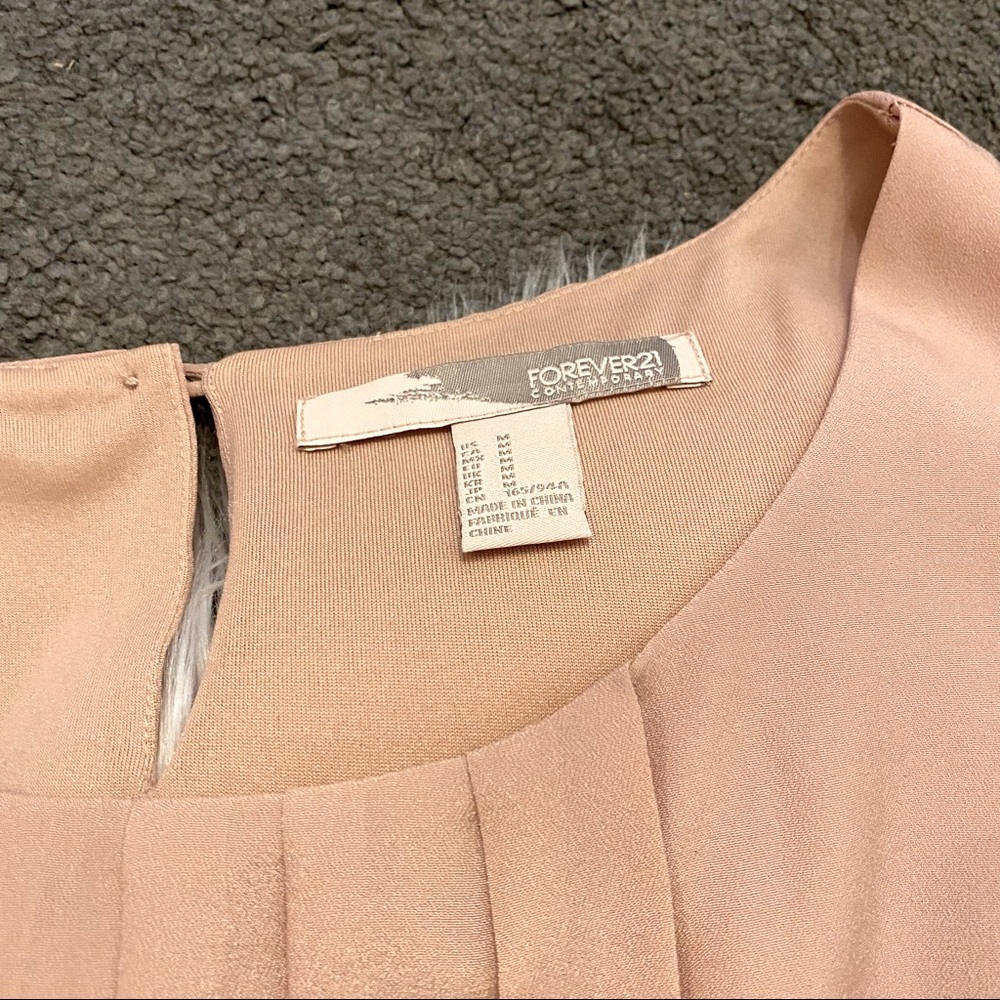 Dusty pink a-line dress with black waist sash - Picture 3 of 7